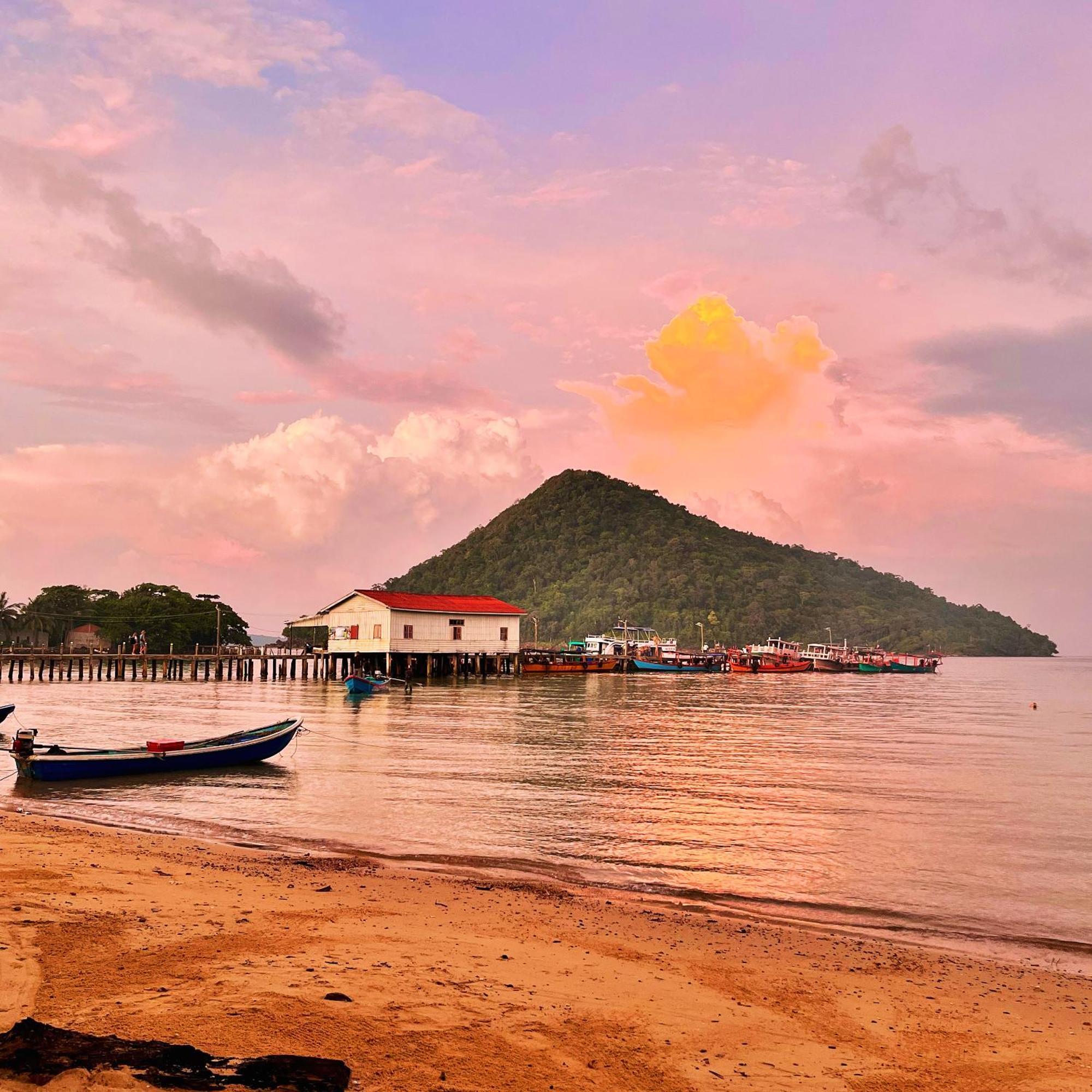 Happiness Guesthouse Koh Rong Sanloem Zewnętrze zdjęcie